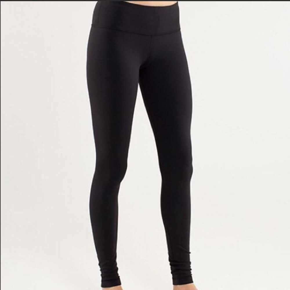 NWOT Lululemon Wunder Under Leggings